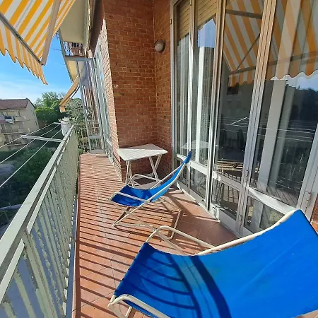 Grand De 1 A 6 Personnes Parking Prive, Zone Mer 아파트